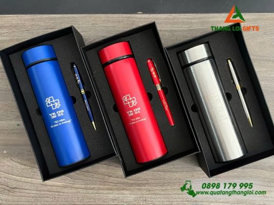 Bộ Quà Tặng (Bình+Bút) – In Khắc Logo Kỷ Niệm 10 Năm Ra Trường