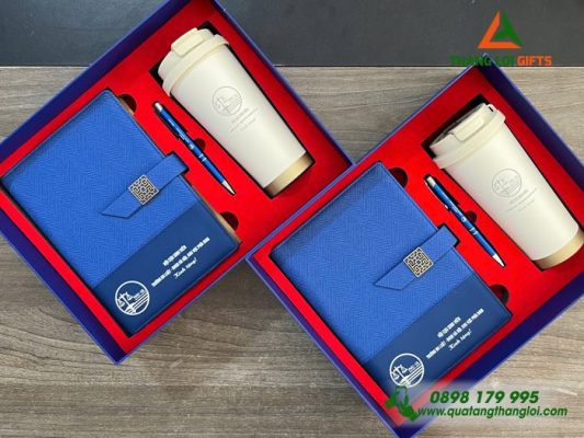 Giftset (Sổ+Ly+Bút) - In Khắc Logo Trường ĐH Luật - ĐHQG Hà Nội