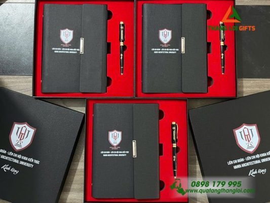 Combo Quà Tặng (Sổ+Bút) - In Khắc Logo Làm Quà Tặng Chi Đoàn
