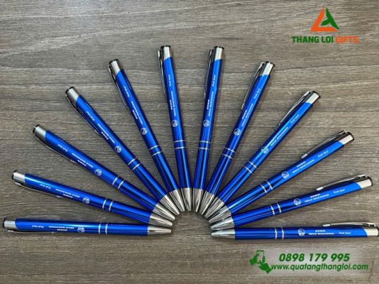 Bút Bi Kim Loại Bấm Khắc Logo Trường ĐH Luật – ĐHQG Hà Nội