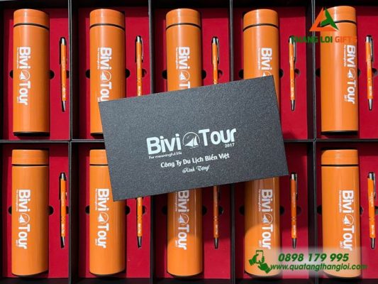 Combo Quà Tặng (Bình+Bút) - In Khắc Logo Doanh Nghiệp Bivi Tour