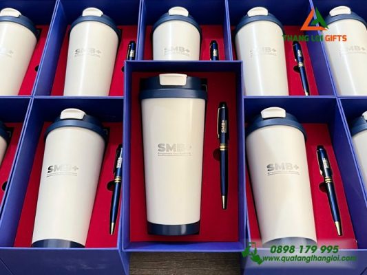 Combo Quà Tặng (Ly+Bút) - In Khắc Logo Doanh Nghiệp SMB+