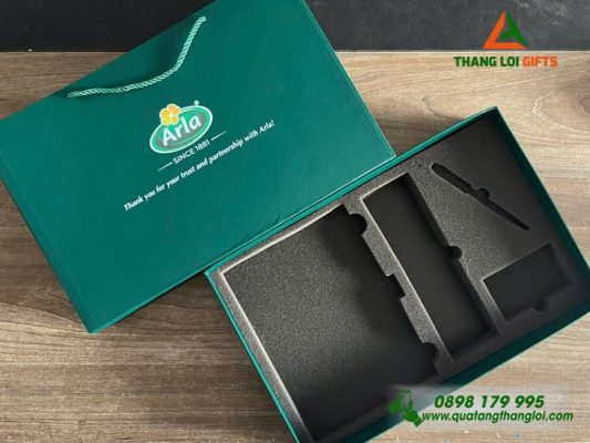 Giftset (Sổ+Bình+Bút+Namecard) - In Khắc Logo Doanh Nghiệp Arla