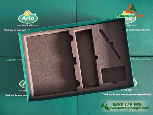 Giftset (Sổ+Bình+Bút+Namecard) - In Khắc Logo Doanh Nghiệp Arla