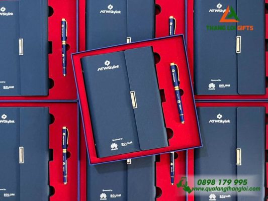 Combo Quà Tặng (Sổ+Bút) – In Khắc Logo Doanh Nghiệp HUAWEI