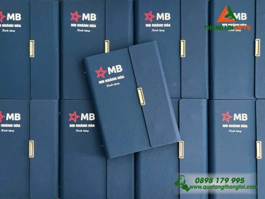 Sổ Tay Bìa Còng Gập 3 Màu Xanh – In Logo Ngân Hàng MB Bank