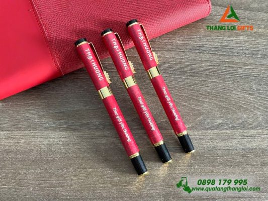 Bút Ký Kim Loại Cao Cấp – Khắc Logo Doanh Nghiệp Thái Hương
