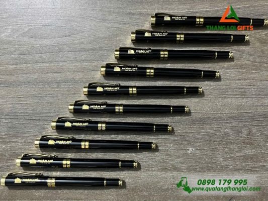 Bút Ký Kim Loại Nắp Màu Đen - Khắc Logo Doanh Nghiệp Hoàn Mỹ
