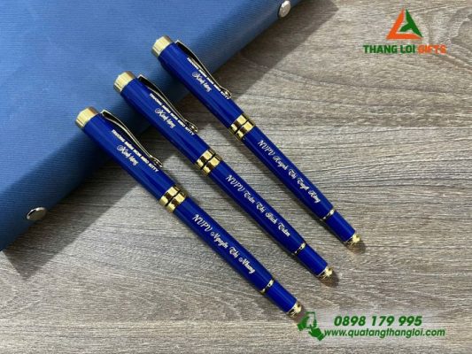 Bút Ký Kim Loại Nắp Màu Xanh - Khắc Tên Làm Quà Tặng Nhân Viên