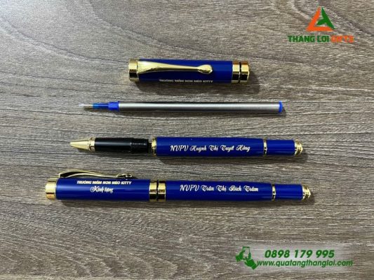 Bút Ký Kim Loại Nắp Màu Xanh - Khắc Tên Làm Quà Tặng Nhân Viên