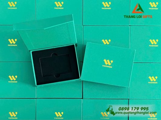 Hộp Giấy Đựng Thẻ Card – Ép Kim Logo Thương Hiệu W FACEWASH