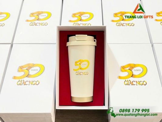 Ly Giữ Nhiệt 530ml Màu Trắng - In Logo 50 Năm Báo Giác Ngộ