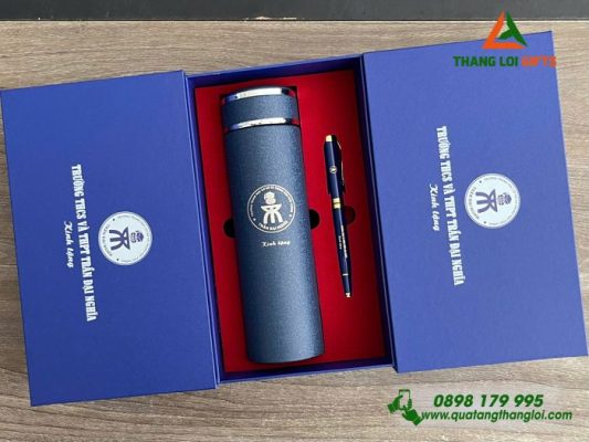 Set Quà Tặng (Bình+Bút) - In Khắc Logo Trường THCS&THPT Trần Đại Nghĩa