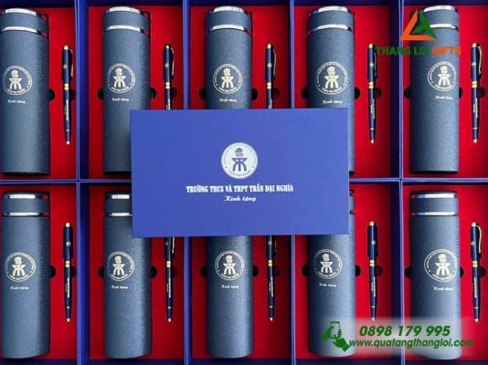 Set Quà Tặng (Bình+Bút) - In Khắc Logo Trường THCS&THPT Trần Đại Nghĩa