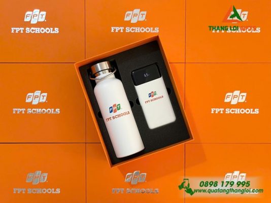 Combo Quà Tặng (Bình+Pin Sạc) - In Khắc Logo Trường FPT SCHOOLS