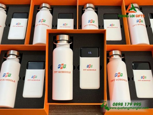 Combo Quà Tặng (Bình+Pin Sạc) - In Khắc Logo Trường FPT SCHOOLS