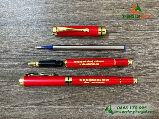 Bút Ký Kim Loại Màu Đỏ - Khắc Logo Đại Hội Đảng Bộ Vĩnh Linh