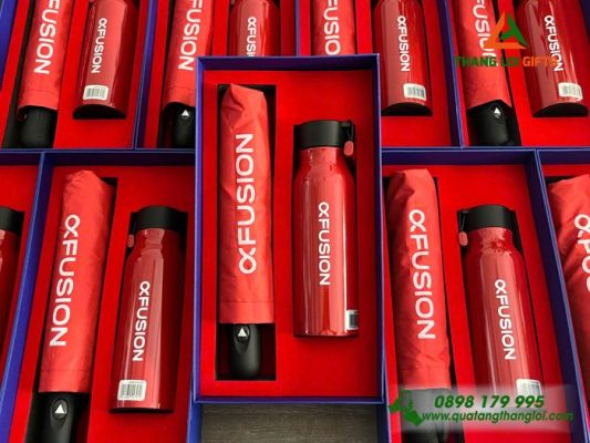 Giftset (Dù Cầm Tay+Bình Giữ Nhiệt) - In Logo Thương Hiệu FUSION