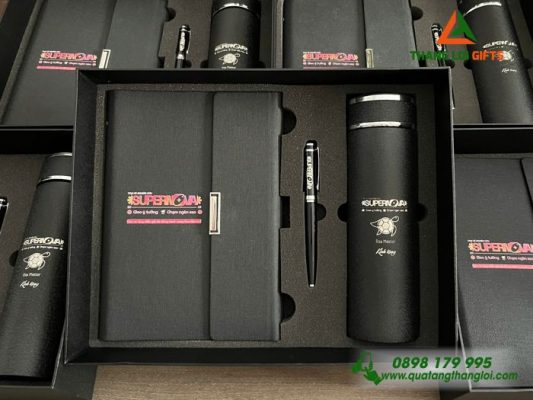 Bộ Quà Tặng (Sổ+Bình+Bút) In Khắc Logo Trại Hè Nghiên Cứu Supernova