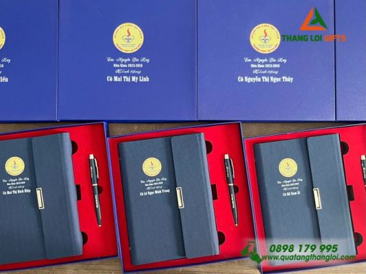 Bộ Quà Tặng (Sổ+Bút) - In Khắc Logo Trường THPT Võ Thị Sáu