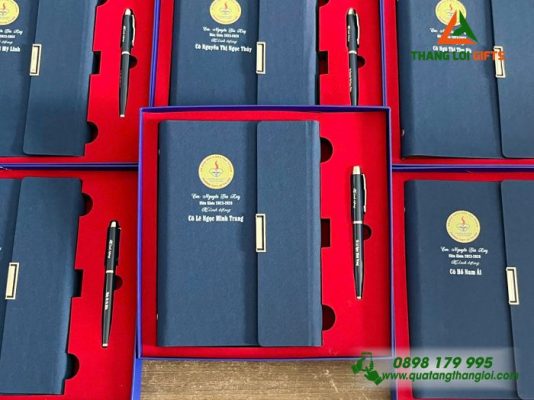 Bộ Quà Tặng (Sổ+Bút) - In Khắc Logo Trường THPT Võ Thị Sáu