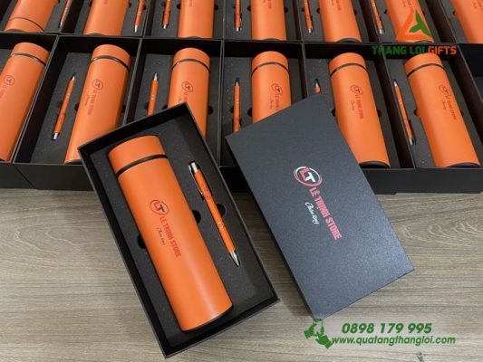 Bộ Quà Tặng (Bình+Bút) Màu Cam - In Khắc Logo Lê Trịnh Store