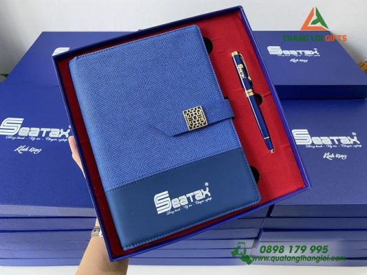 Combo Quà Tặng (Sổ+Bút) In Khắc Logo Doanh Nghiệp SEATAX