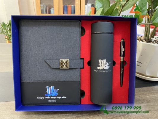 Giftset (Sổ+Bình+Bút) In Khắc Logo Công Ty TNHH Thiện Thiện Nhân