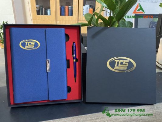 Combo Quà Tặng (Sổ+Bút) In Khắc Logo Doanh Nghiệp TCS