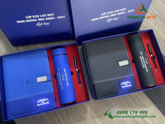 Giftset (Sổ Đa Năng+Bình+Bút) In Khắc Tên Lớp K20 Cao Học