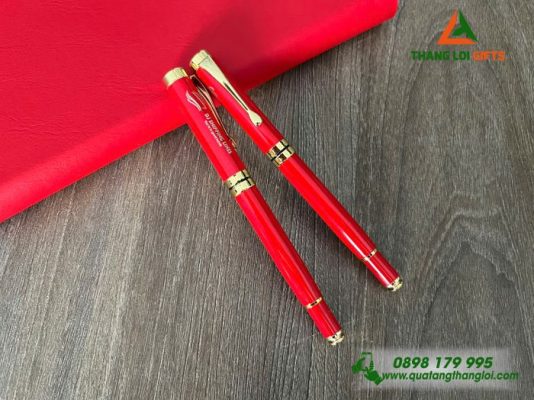 Bút Ký Kim Loại Nắp Màu Đỏ Khắc Logo Làm Qùa Tặng Doanh Nghiệp