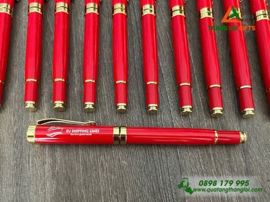 Bút Ký Kim Loại Nắp Màu Đỏ Khắc Logo Làm Qùa Tặng Doanh Nghiệp