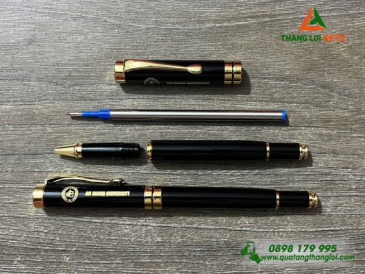 Bút Ký Kim Loại Nắp Màu Đen - Khắc Logo Trường Đại Học An Giang