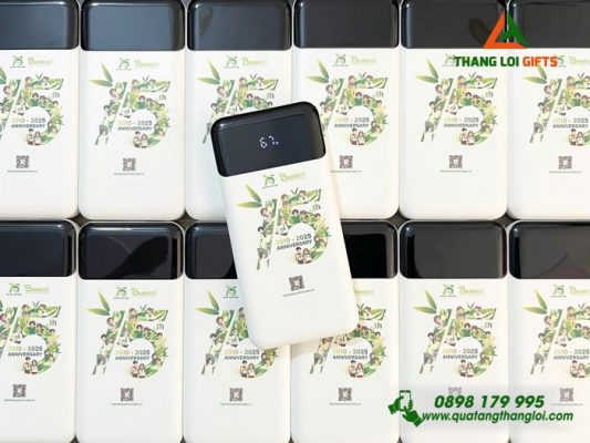 Pin Sạc Dự Phòng J102 - In Logo 15 Năm Doanh Nghiệp BAMBOO
