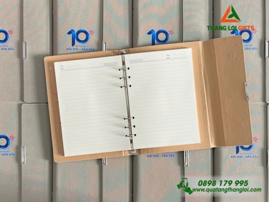 Sổ Da Bìa Còng Gập 3 - In Logo Kỷ Niệm 10 Năm Ngân Hàng MB Bank