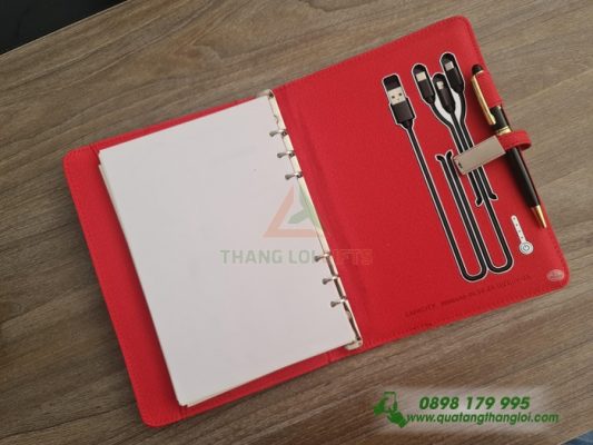 Sổ Sạc Đa Năng 4in1 Màu Đỏ Khắc Tên Riêng Làm Quà Tặng