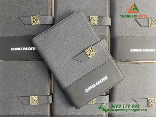 Sổ Da Bìa Còng Cao Cấp In Logo Doanh Nghiệp DMG MORI Việt Nam