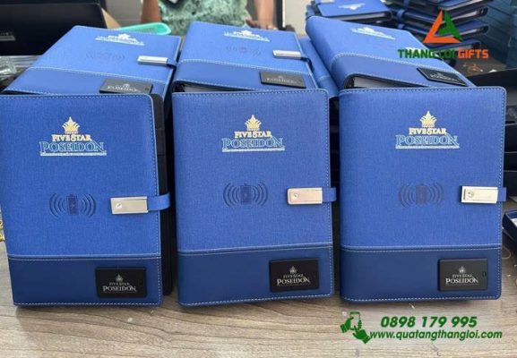 Combo (Sổ Sạc Đa Năng+Bút ) In Khắc Logo Doanh Nghiệp FIVESTAR POSEIDON