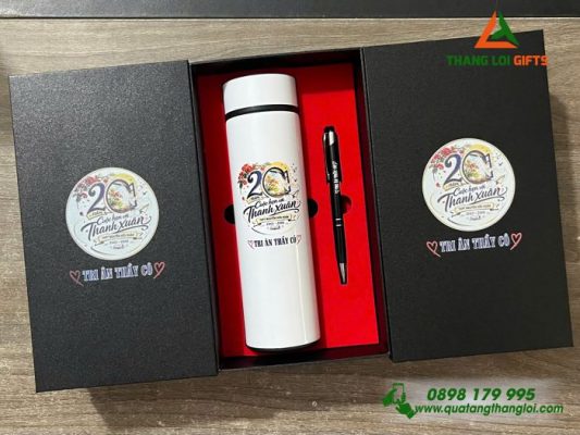 Set Quà Tặng (Bình+Bút) In Khắc Kỷ Niệm 20 Năm Trường THPT Nguyễn Hữu Huân