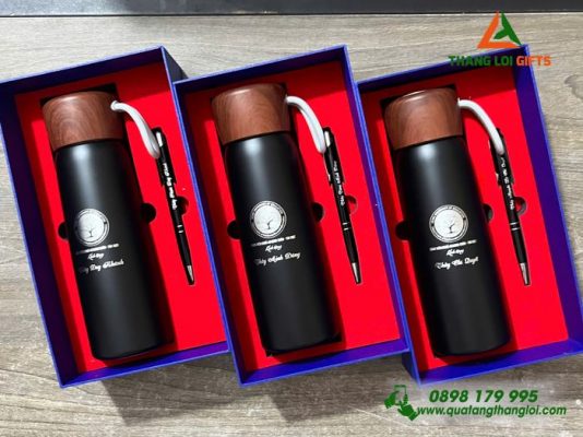 Bộ Quà Tặng (Bình+Bút) In Khắc Logo HCMC Trường Đại Học Sư Phạm TP.HCM