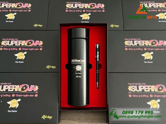 Bộ Quà Tặng (Bình+Bút) In Khắc Logo Trại Hè Nghiên Cứu Supernova