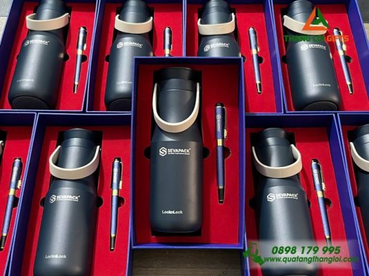 Set Quà Tặng (Bình Lock+Bút) In Khắc Logo Doanh Nghiệp SEVAPACK 