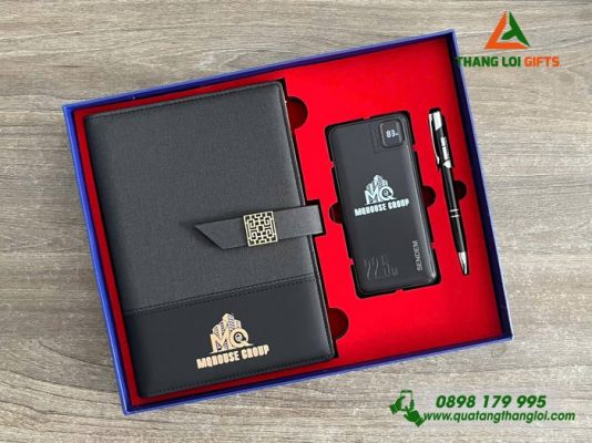 Bộ quà tặng (Sổ+ Pin+ Bút) Màu Đen In Logo Doanh Nghiệp MQHOUSE Group