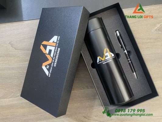 Set Quà Tặng (Bình+Bút) In Khắc Logo Bất Động Sản Và Định Cư Úc NSB