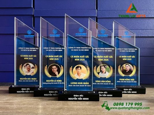 Cúp Pha Lê In Hình Ảnh Logo Doanh Nghiệp Hải Minh