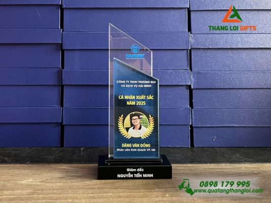 Cúp Pha Lê In Hình Ảnh Logo Doanh Nghiệp Hải Minh