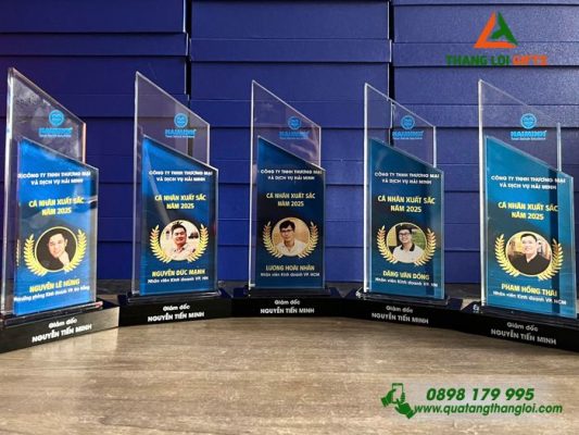 Cúp Pha Lê In Hình Ảnh Logo Doanh Nghiệp Hải Minh