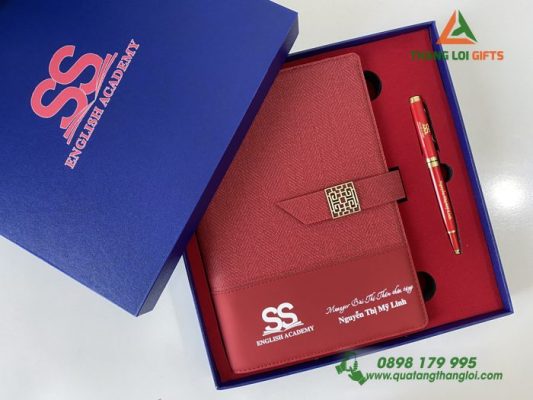Bộ Quà Tặng Sổ+Bút In Khắc Logo Học Viện Anh Ngữ SS English Academy
