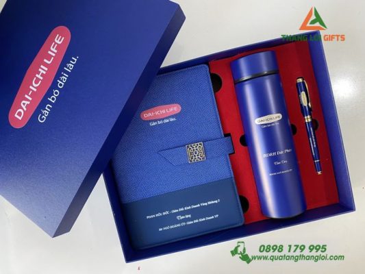 Combo Quà Tặng (Sổ+Bình+Bút) In Khắc Logo Công Ty Bảo Hiểm Dai-ichi Life Combo Quà Tặng (Sổ+Bình+Bút) In Khắc Logo Công Ty Bảo Hiểm Dai-ichi Life