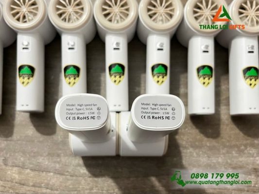 Quạt Cầm Tay Mini Màu Trắng Kem In Logo Đại Phúc Vinh CNC